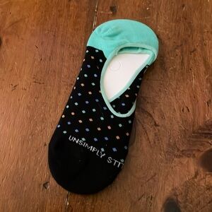 Unsimply stitched no show socks